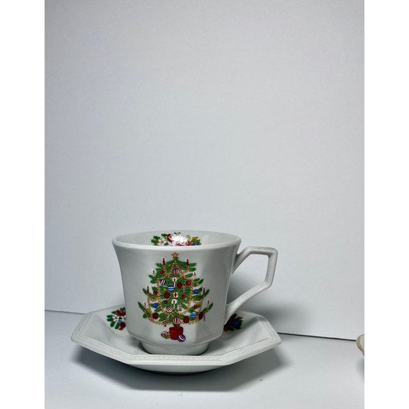 tienshan Other - Footed Cup and Saucer Tienshan Christmas Tree "Peace on Earth" JX